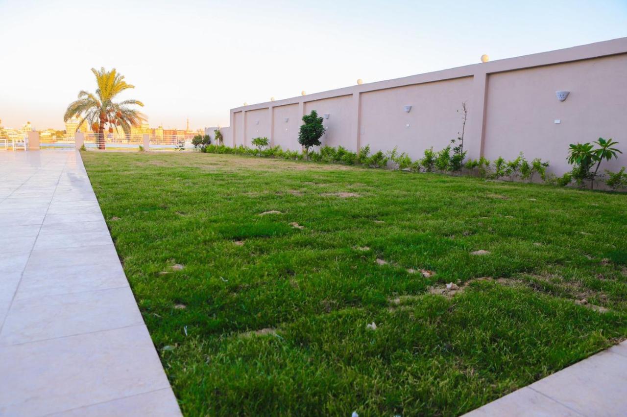Royal Nile Villa - Pool View Apartment 1 Luxor Luaran gambar